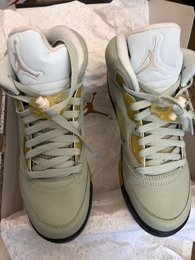 Nike Air Jordan 5 Retro Jade Horizon GS Green Black Size 6Y Women's 7-1/2